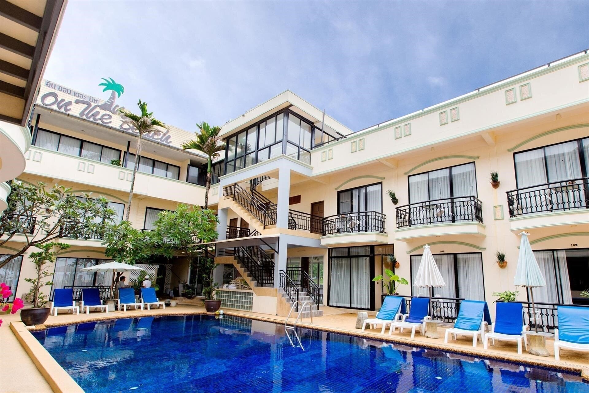 Отель In on the Beach 3*